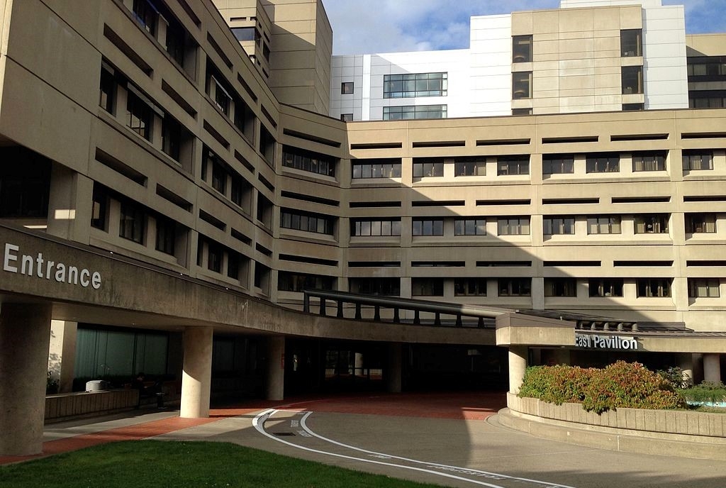 Providence reaches tentative agreement with Oregon nurses on strike