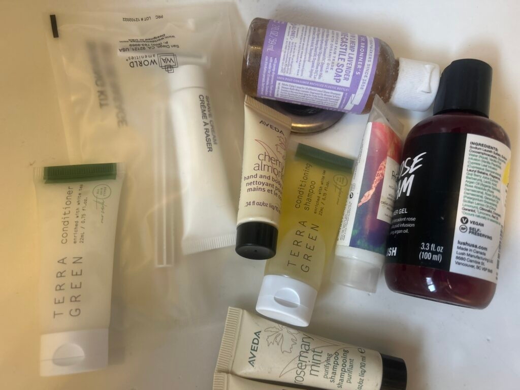 Oregon lawmakers target plastic utensils, condiments, hotel toiletries with updated bag ban