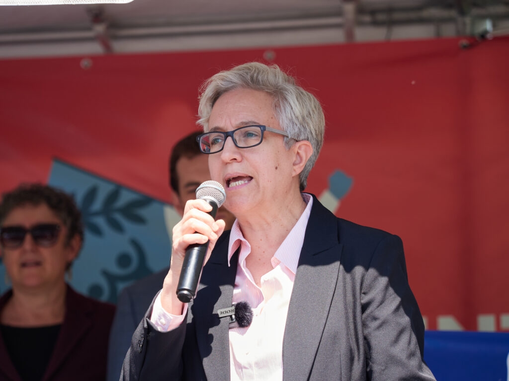 ‘I respectfully disagree': Kotek says Oregon will follow sanctuary law despite threats