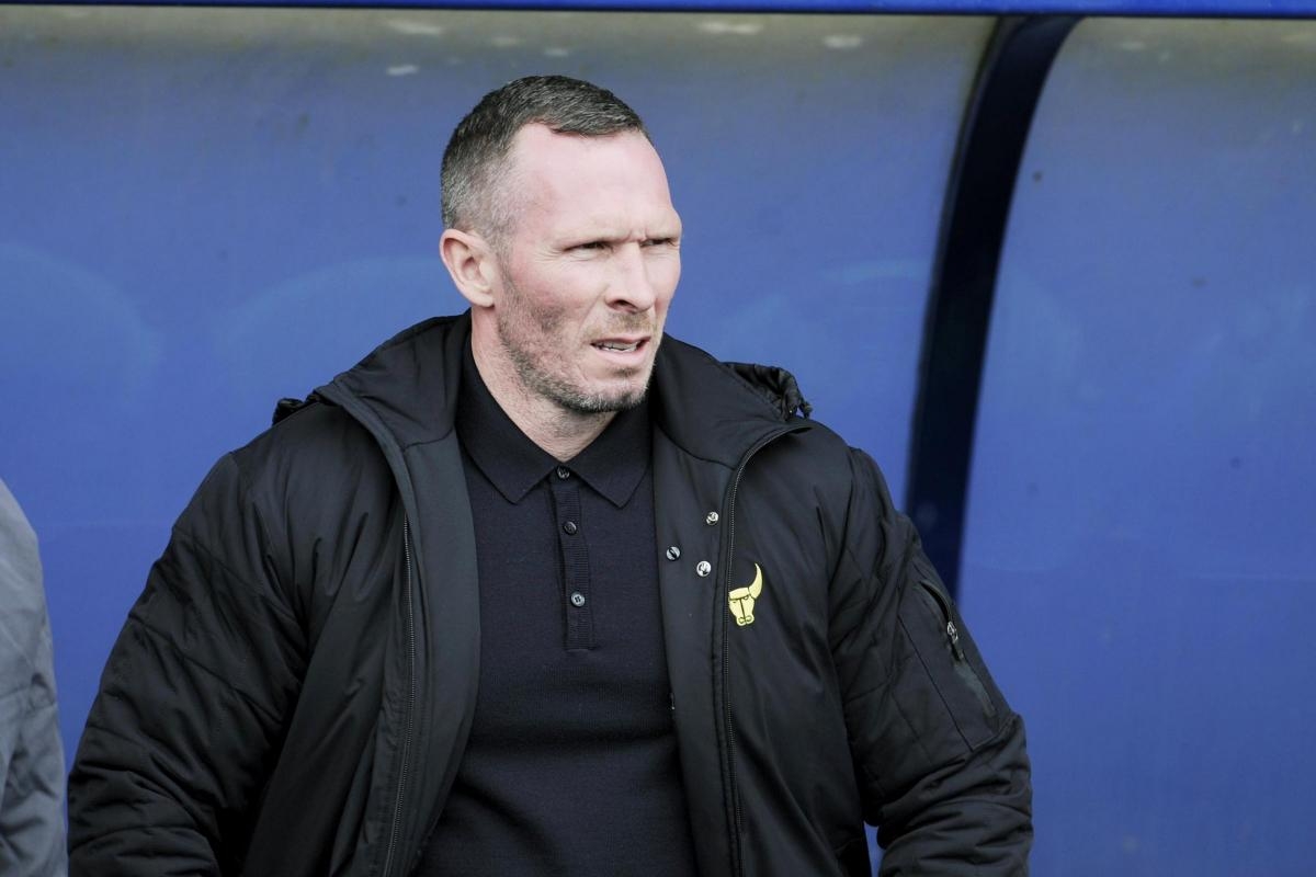 Former U's boss takes charge of League One's bottom side
