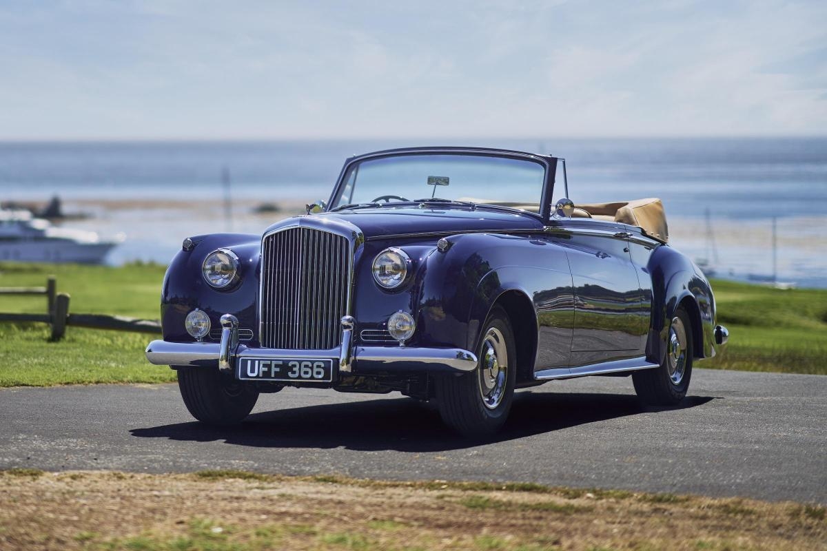 Classic Bentleys among cars at Blenheim Palace's Salon Privé this month