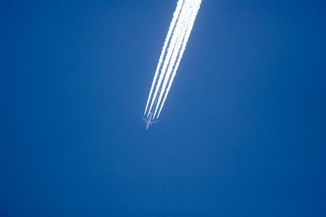 Florida politicians indulge conspiracy theorists with nonsense 'chemtrails' bill