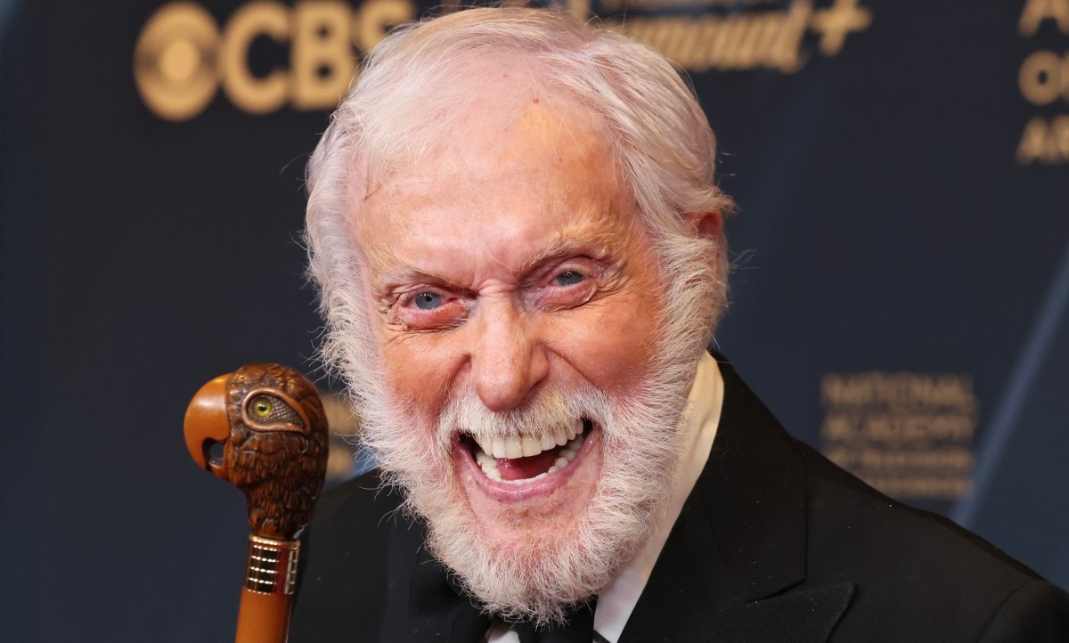 Dick Van Dyke, 99, Raises Health Concerns After Abruptly Dropping Out of Event