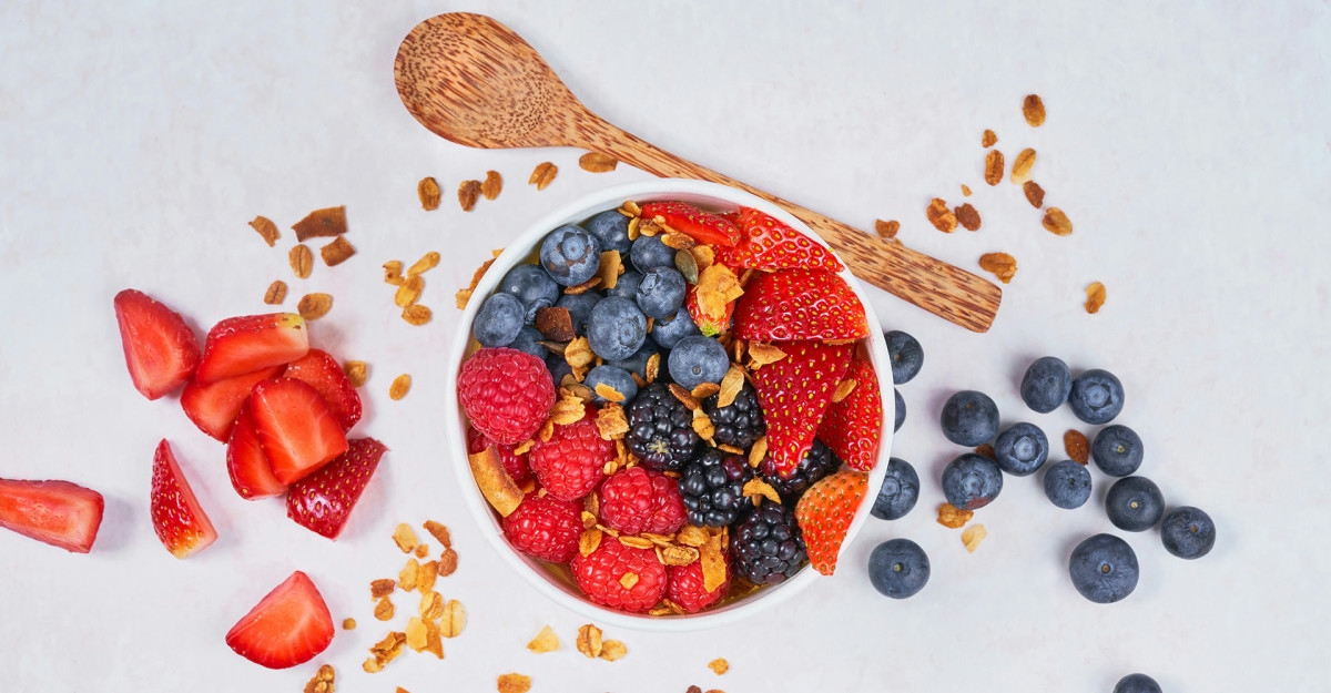 Adding This One Berry to Your Breakfast Slashes LDL Cholesterol, According to Cardiologists