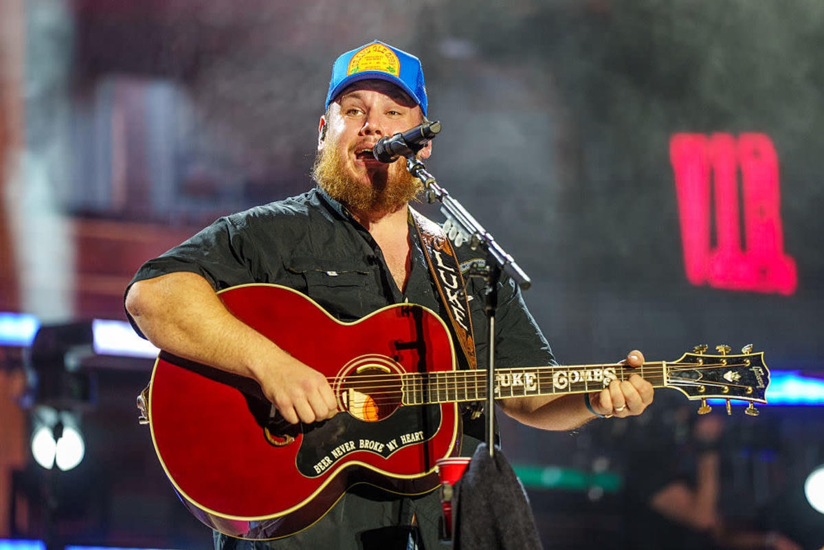 How to Livestream Bonnaroo 2025: Watch Luke Combs, Queens of the Stone Age, and More