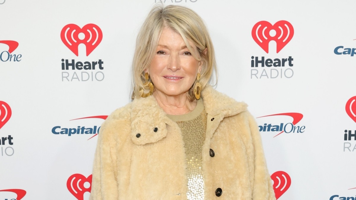 '70s Shot of Martha Stewart Is Giving ‘Ultimate Summer Inspiration'