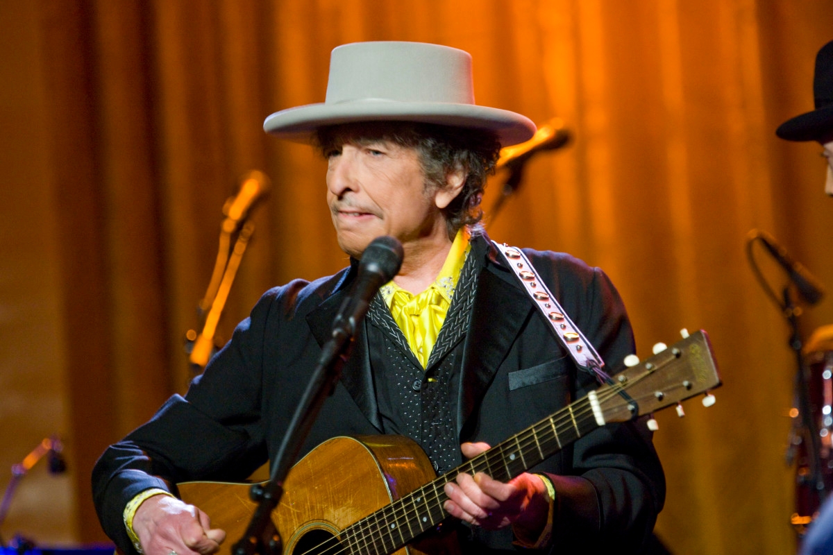 Bob Dylan, 83, Sends Hilarious 80th Birthday Message to Fellow Rock Legend