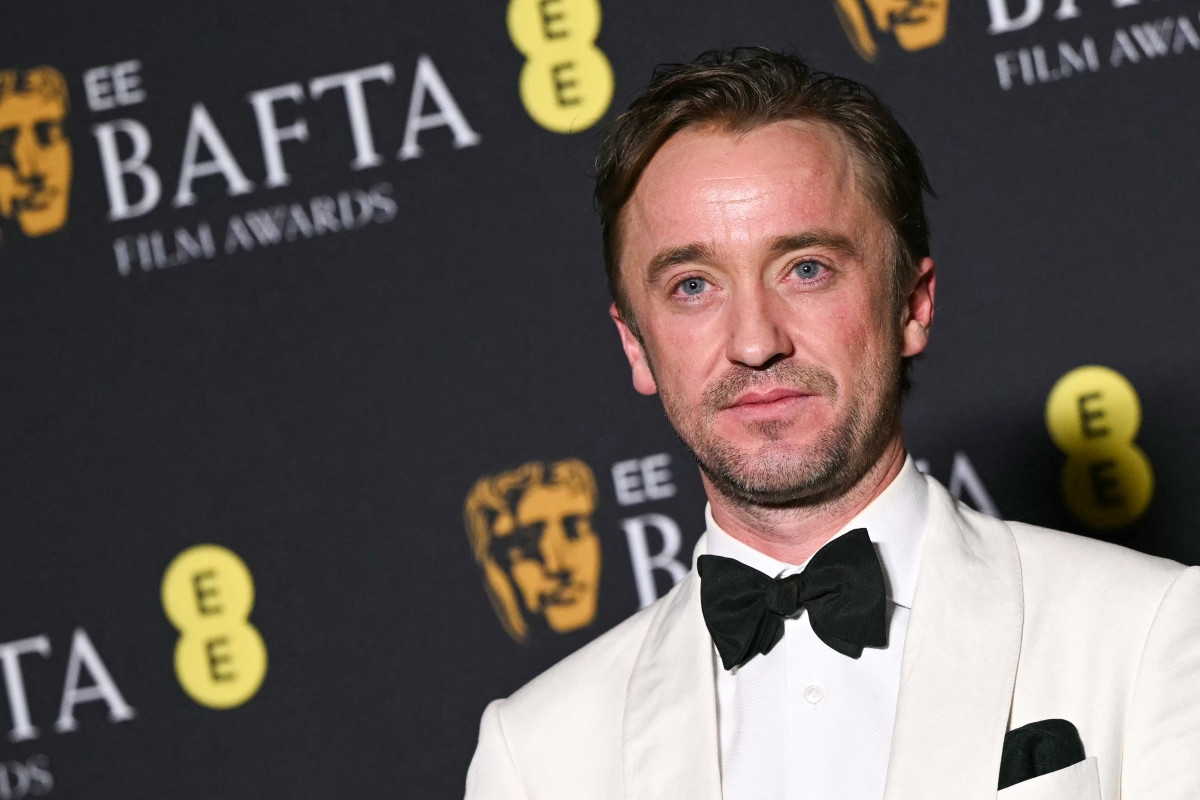 'Harry Potter' Star Shares Unfiltered Thoughts About Series Amid J.K. Rowling Controversy