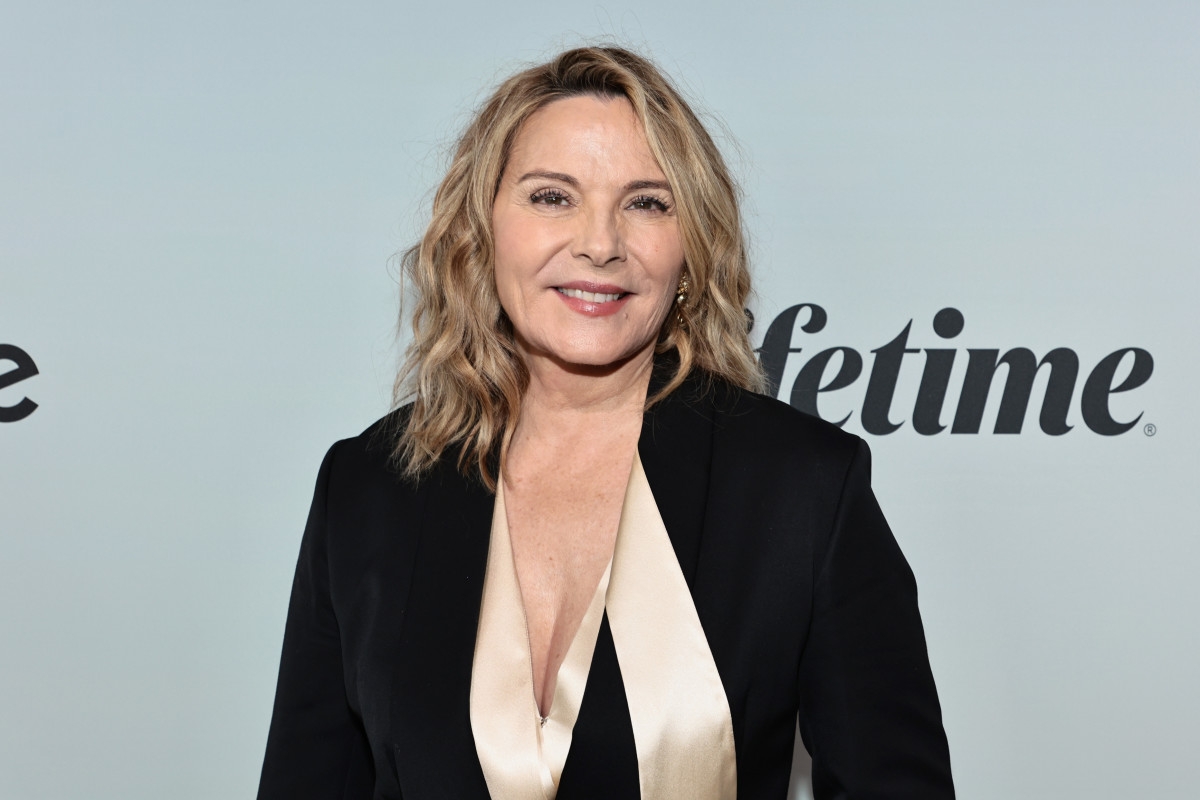 'SATC' Fans Are Obsessed With Kim Cattrall's 'Iconic' Career Pivot