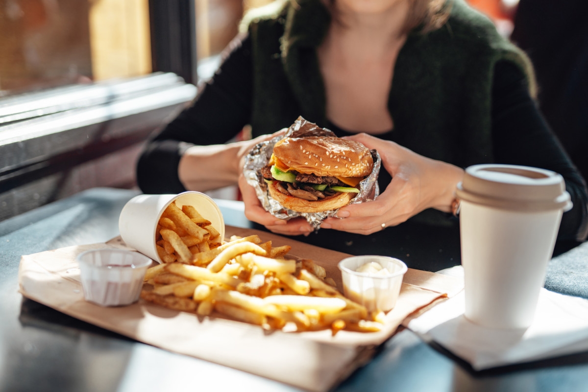 Fan-Favorite Burger Chain Abruptly Closes All Locations