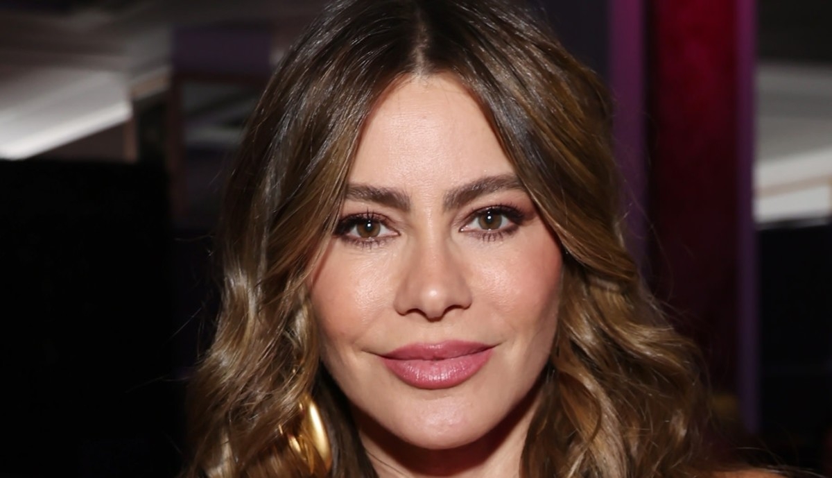 Sofía Vergara Drops Jaws With Bathtub Photo Leaving Almost Nothing to the Imagination