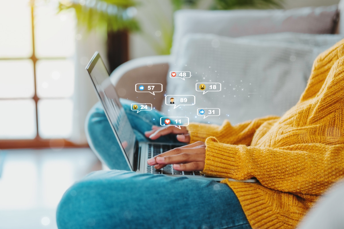 Can Online Community Be Just as Beneficial as IRL Connections? A Psychologist Weighs In
