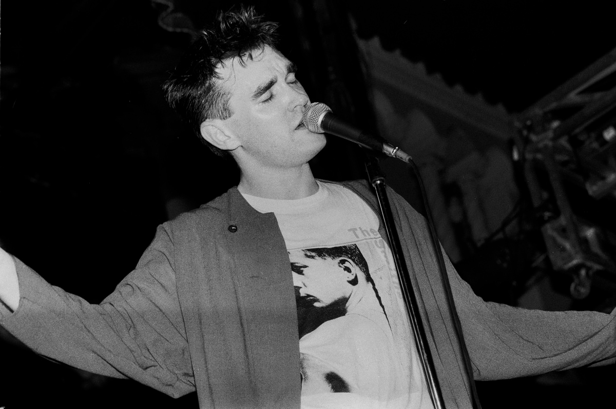 Legendary Rock Star Forced to Cancel Show Over 'Zero Music Industry Support'