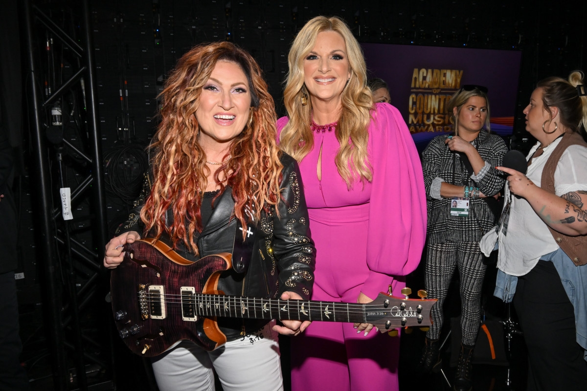 Beloved '90s Country Icon Just Tried TikTok Trend and You've Got to See the Hilarious Results