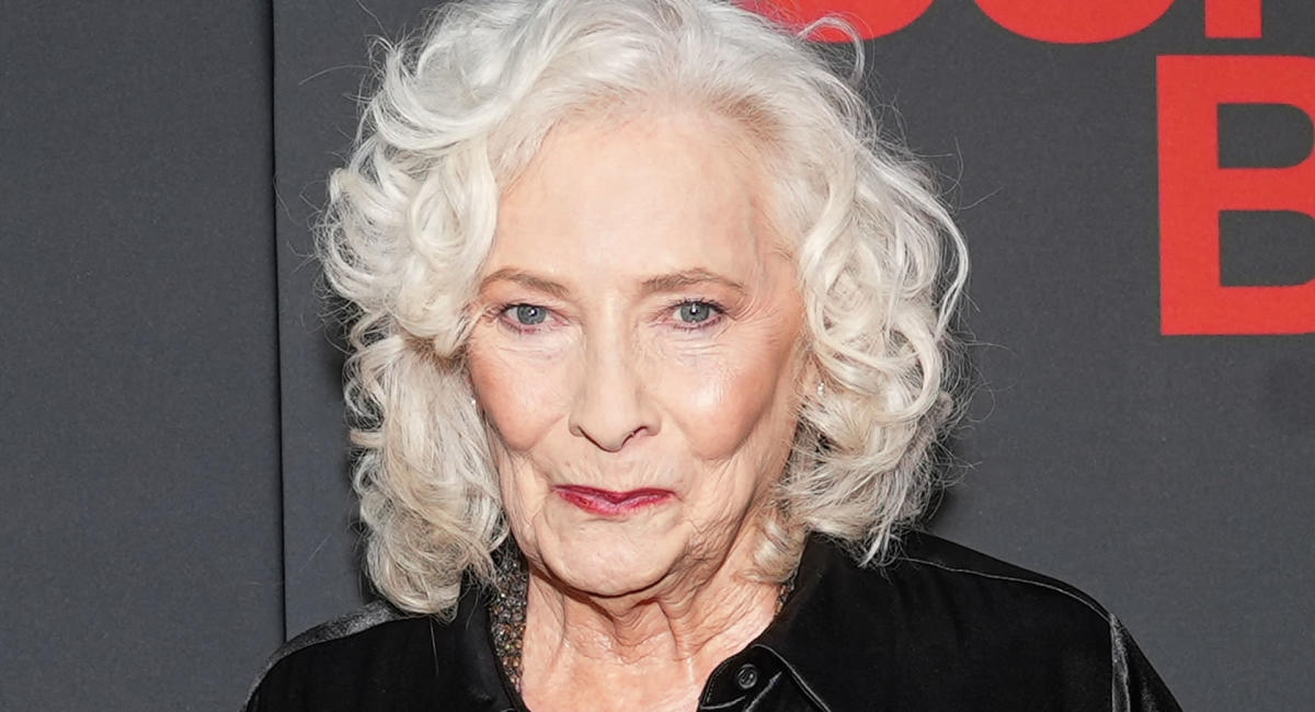 Legendary '70s Star, 77, Still Performs With Her Band, Announces New Concert