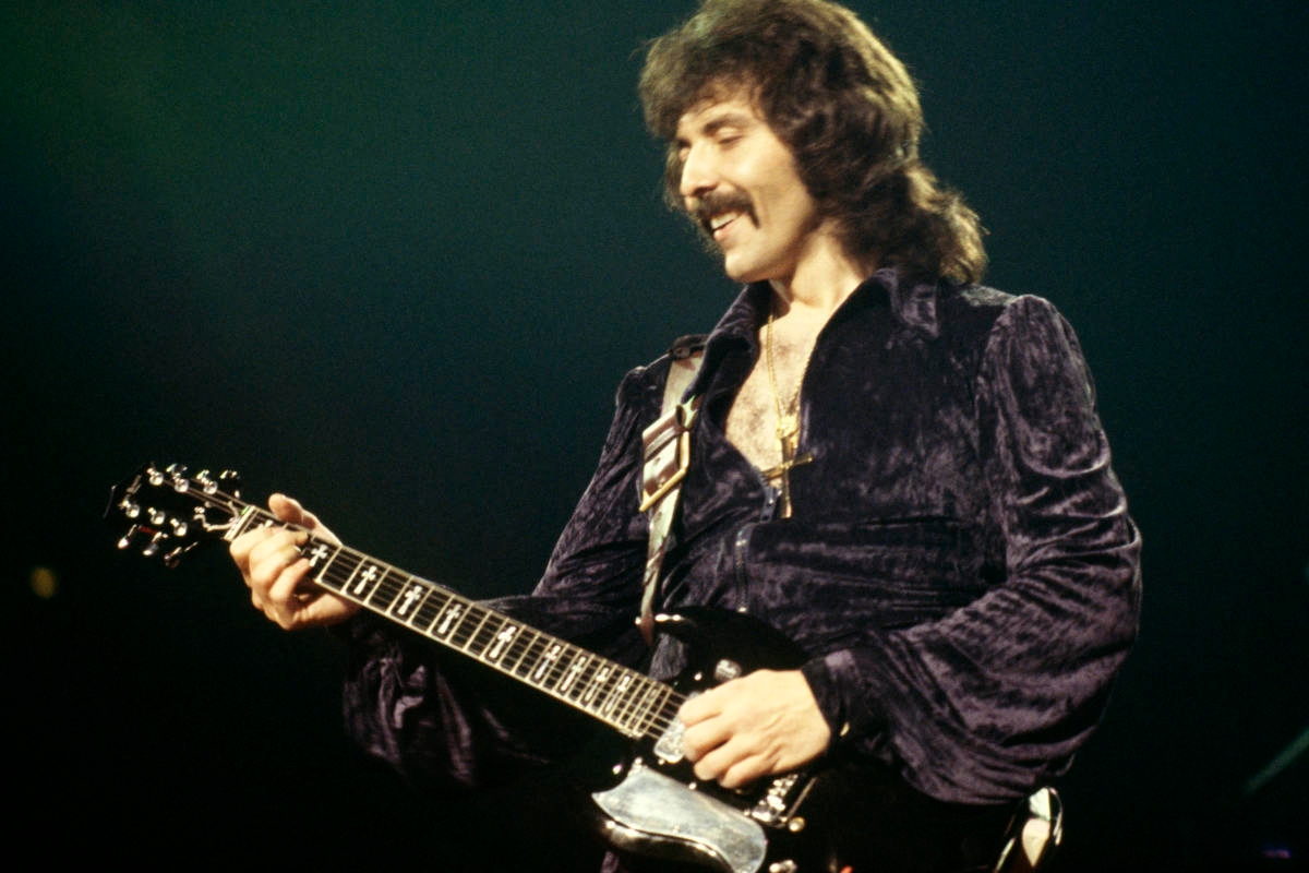 Legendary Guitarist, 77, Shares Fears Ahead of Final Show