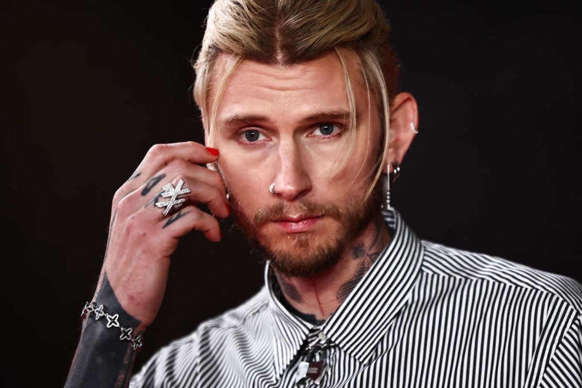 Fans Are Losing Their Minds Over Rap/Rocker's ‘Beautiful' Cover of This ‘90s Classic