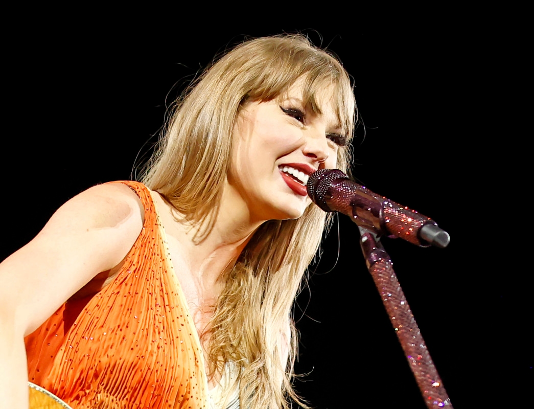 Taylor Swift Fans Are ‘Crying' Over Update About Her First Six Albums