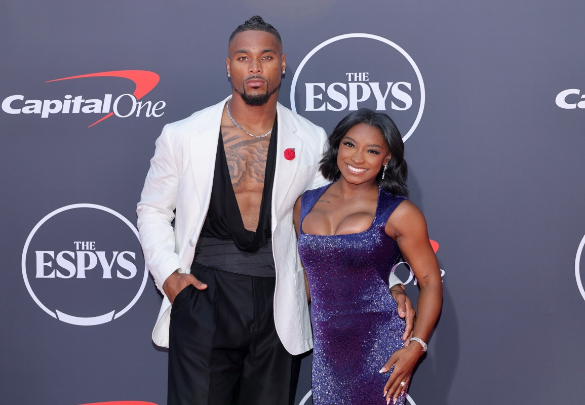 Simone Biles' NFL Player Husband Earns Praise for 'GQ Material' Look