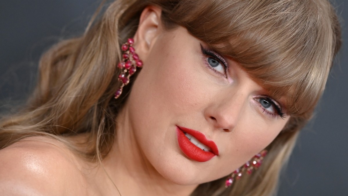 Taylor Swift Fans Reveal Mixed Reactions to Her Major Career News