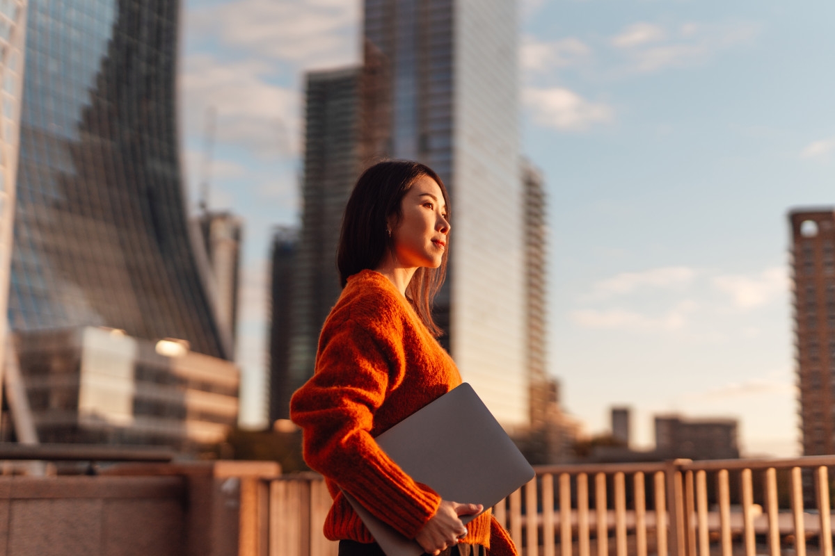12 Things Confident Women Never Apologize For