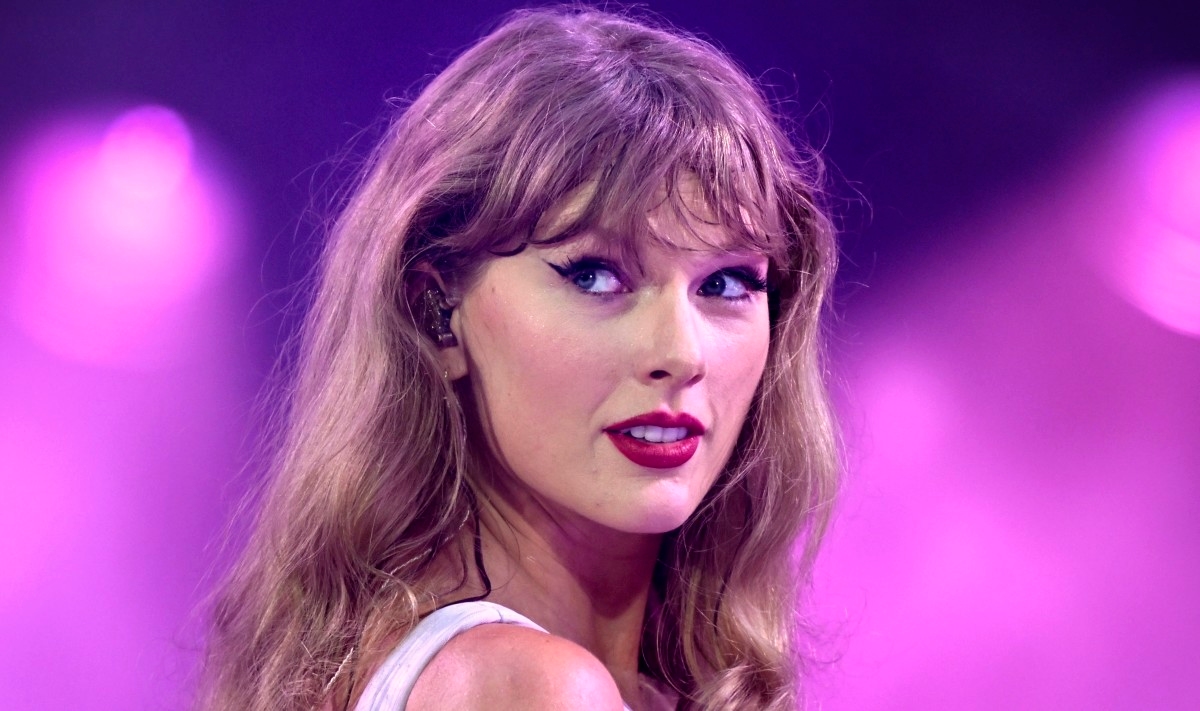 ‘The Summer I Turned Pretty' Star Apologizes to Taylor Swift in Resurfaced Video
