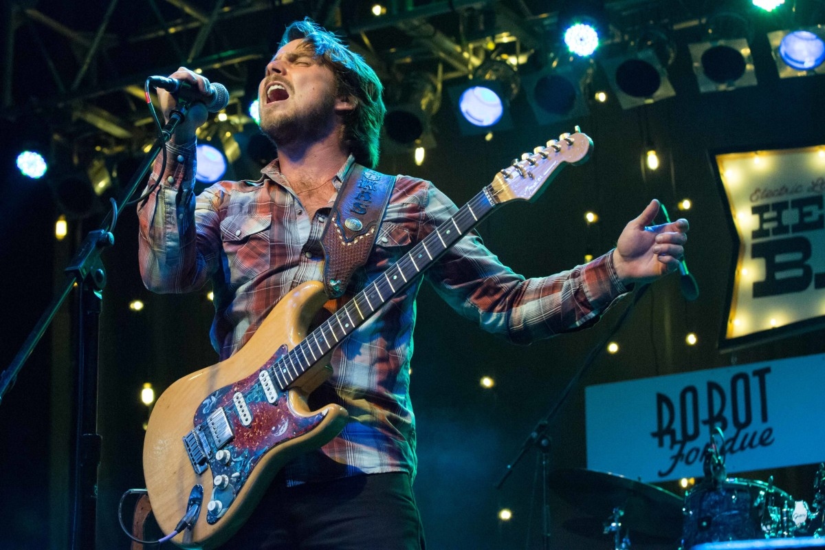 Legendary Country Star's Son Makes Bittersweet Comment About His Famous Father