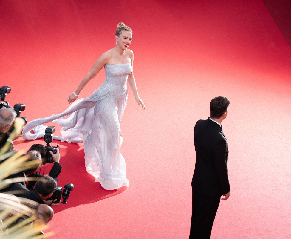 Scarlett Johansson's Cannes Red Carpet Moment with Husband Colin Jost Was Pure Rom-Com Magic