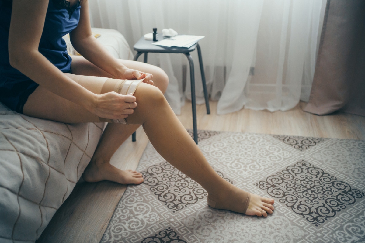 Cardiologists Are Begging People To Stop Doing This One Thing ASAP To Help Prevent Blood Clots