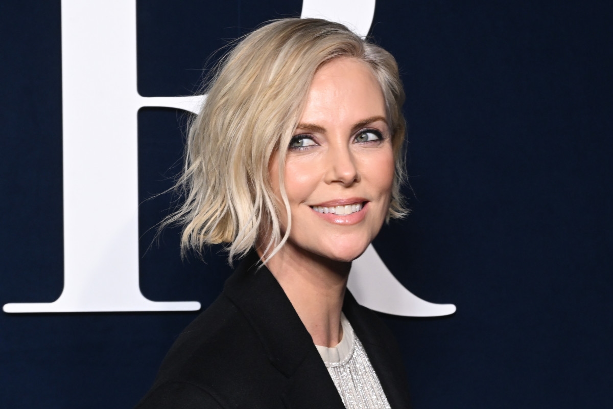 ‘Gorgeous' Actress, 49, Stuns on Charming Talk Show Appearance