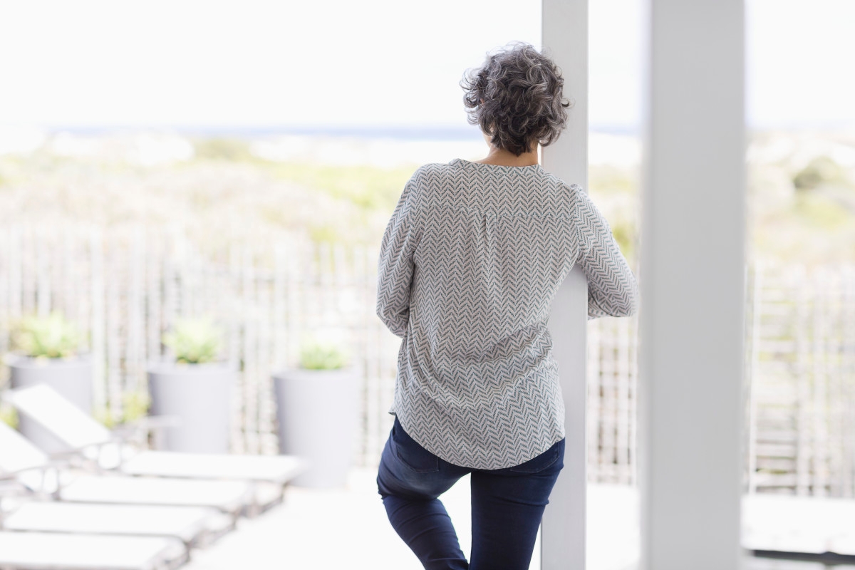 This Is the Best 'Slow Living' Hobby for Women Over 50, Psychologists Say