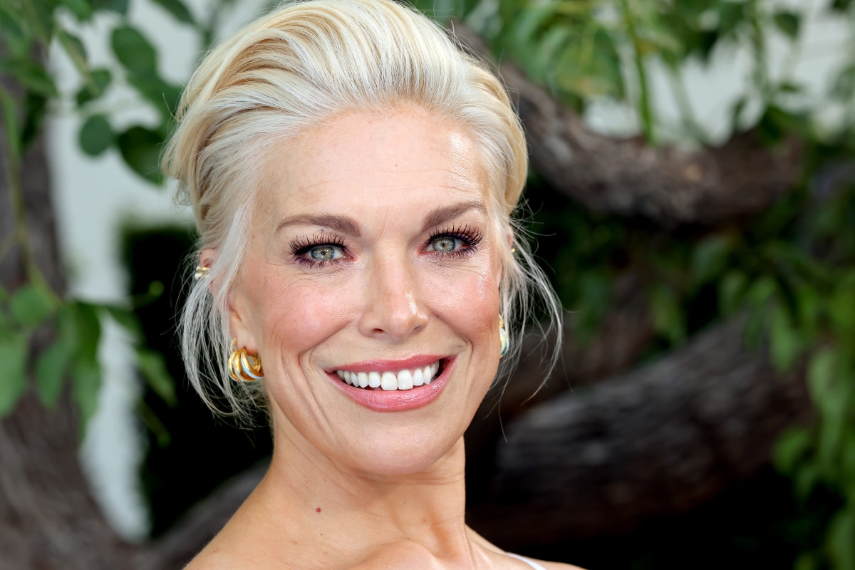 Beloved Emmy Winner, 50, Makes Denim Look Blue-Carpet-Ready at ‘Smurfs' Premiere