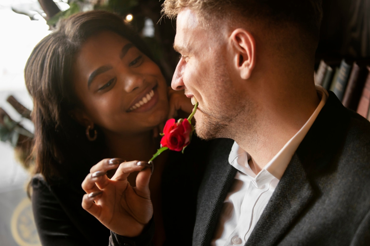 4 Birth Months That Manifest Love Effortlessly, According to Experts
