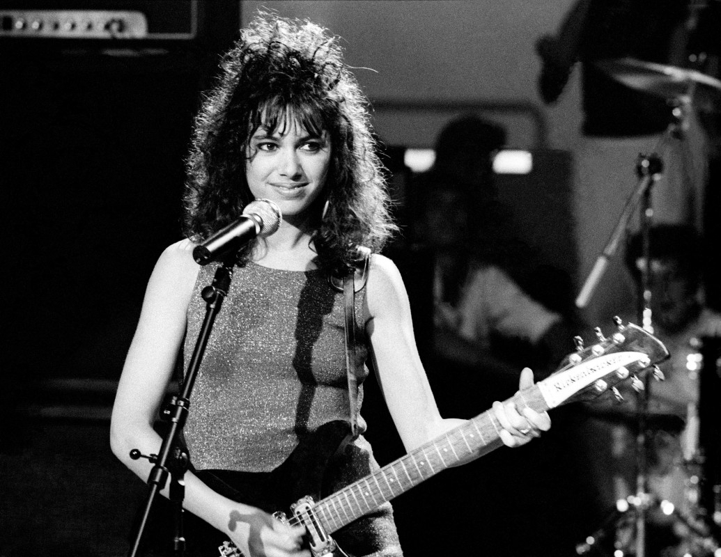 ‘80s Pop Beauty, 66, Still Has Fans Swooning At Rare Concert: 'I'm In Love With You'