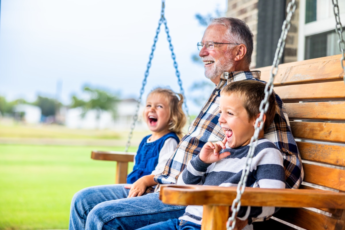 6 Ways Kids Benefit From Spending Time With Grandparents, a Child Psychologist Reveals