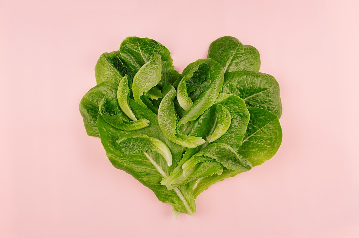 Adding This Leafy Green to Lunch Lowers Systolic Levels Fast, According to Cardiologists