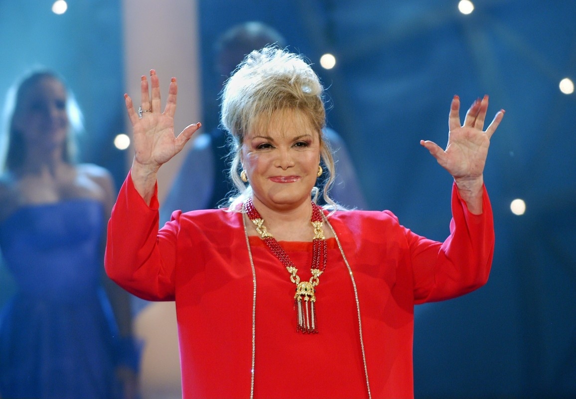 ‘60s Legend, 87, ‘Looks So Cute' Lip Syncing to Her Own Hit Song