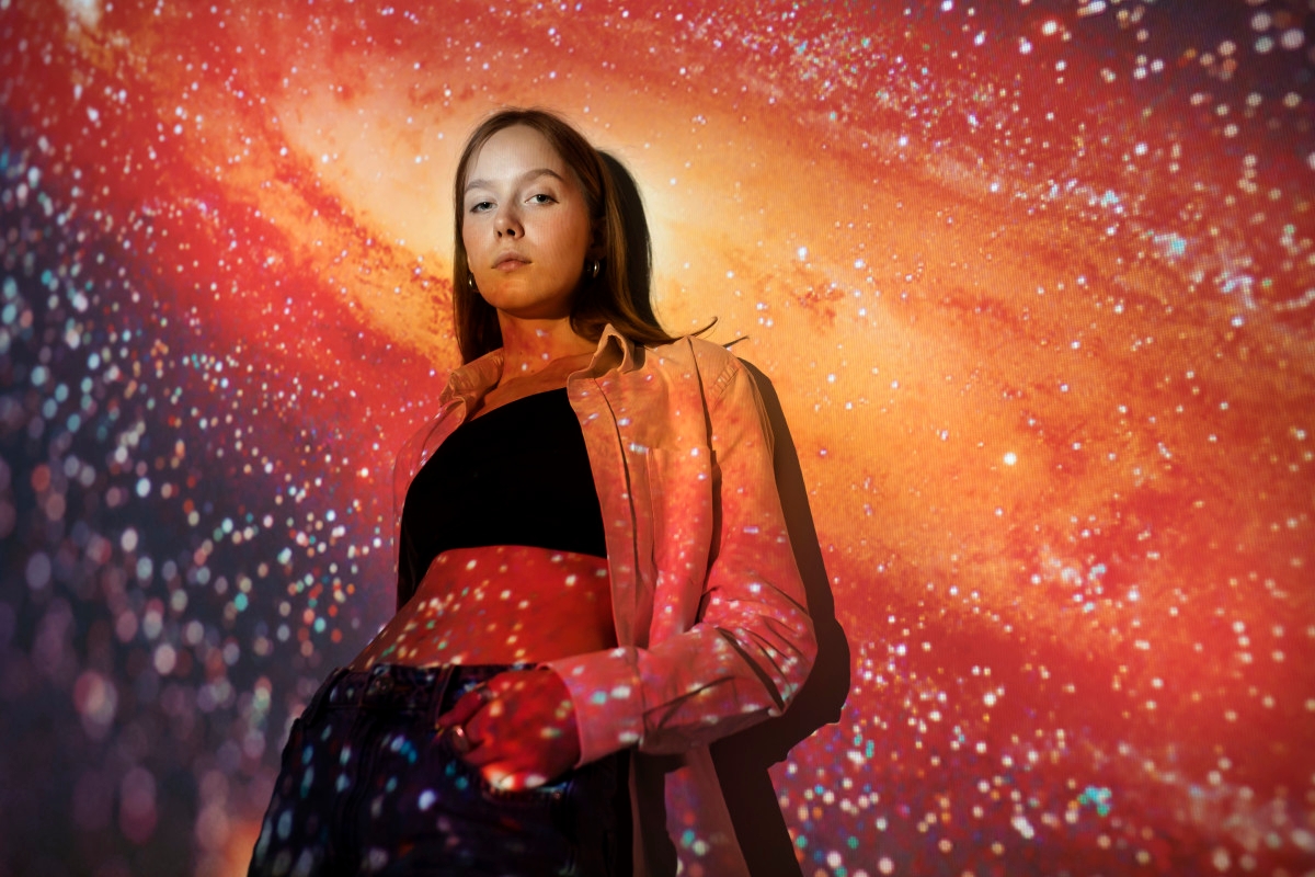 3 Birth Months with Powerful Auras, According to Experts