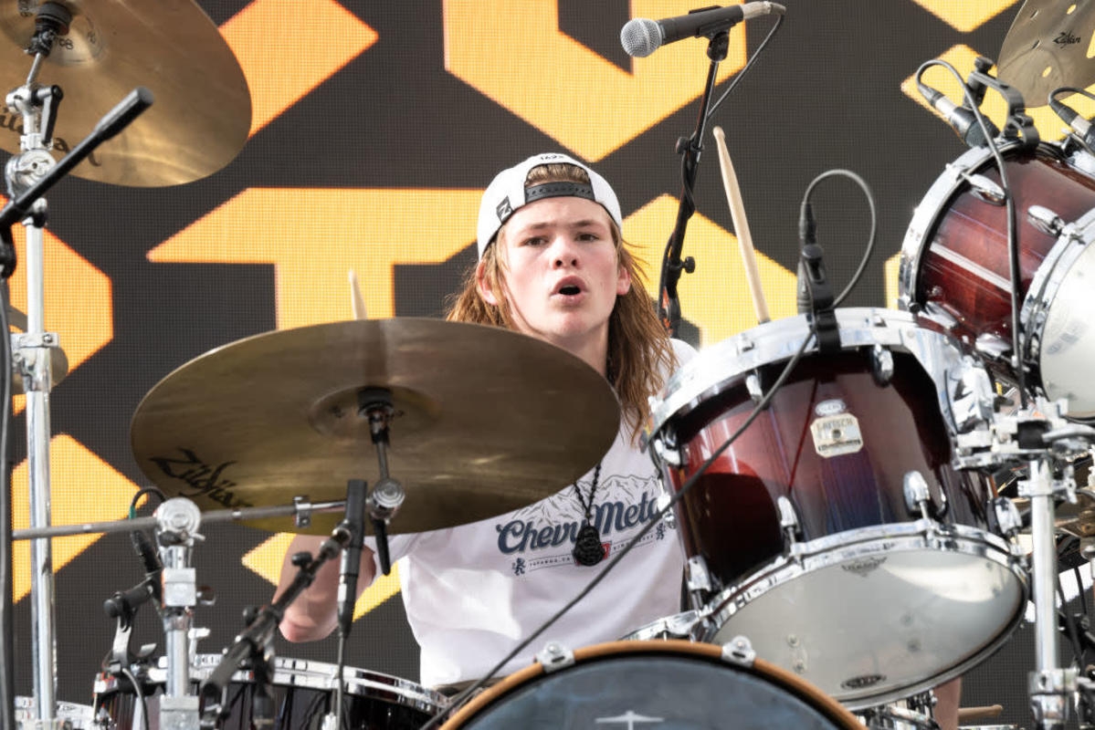 Late Legendary Drummer's Son Replaces Him in Side Band, Are Foo Fighters Next?