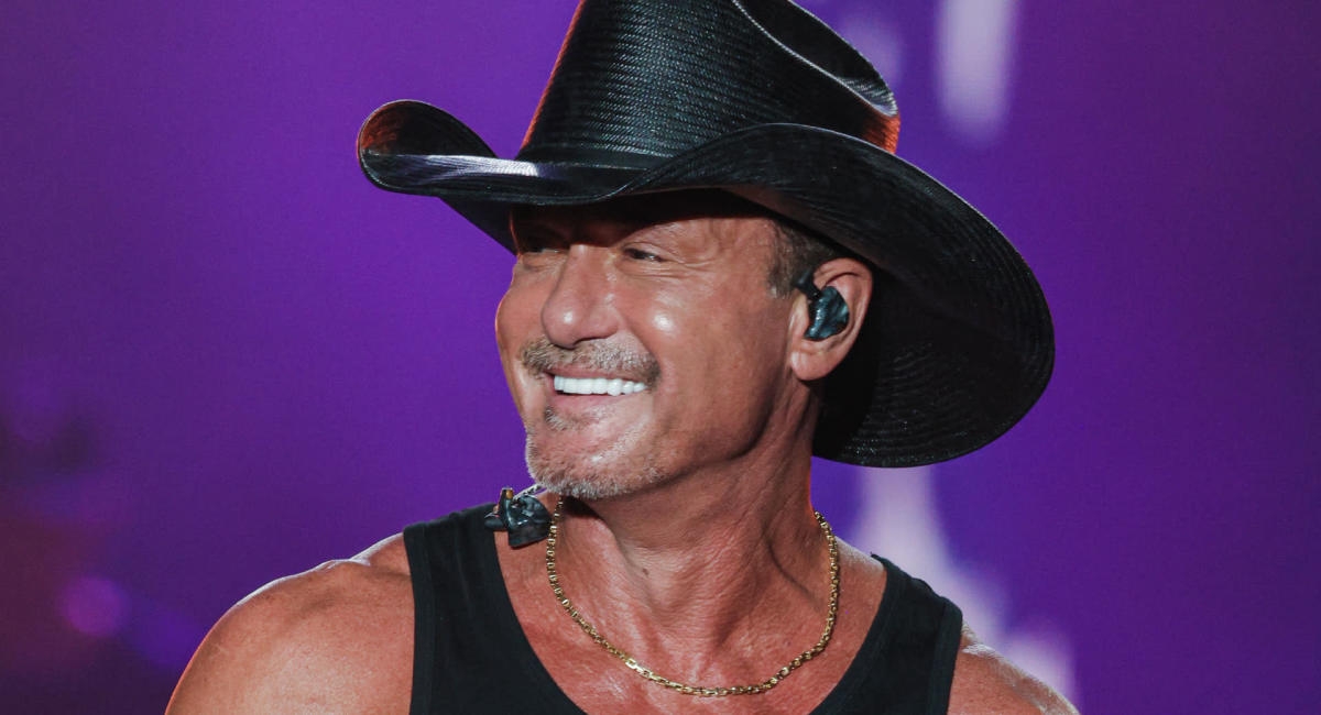 Tim McGraw Dueting With Legendary Artist on New Album
