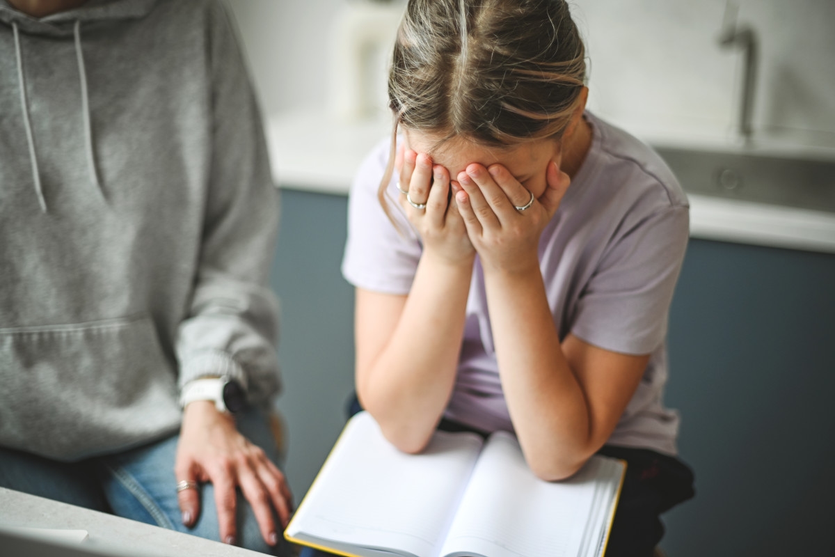 Child Psychologists Are Begging Parents and Grandparents To Stop Asking These 10 Questions