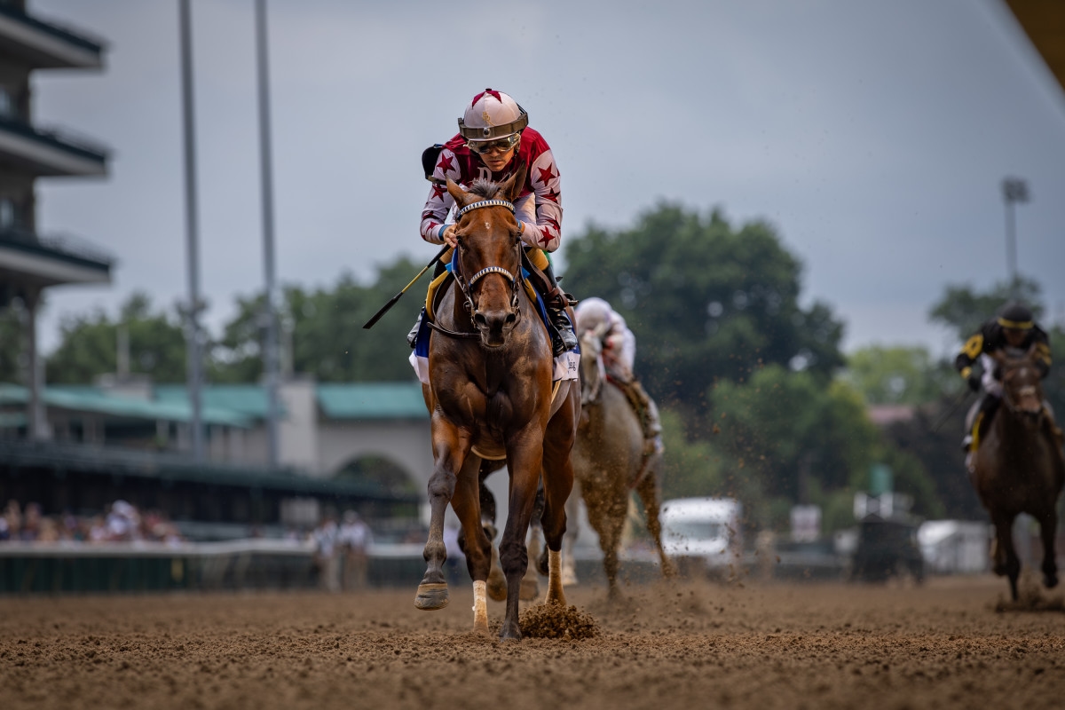 Thorpedo Anna Breezes For Personal Ensign; Kenny McPeek Plots Path To Breeders' Cup For Mystik Dan