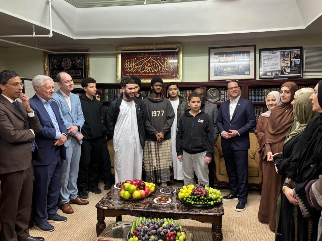 Shapiro announces largest grant to a Muslim organization in Pennsylvania
