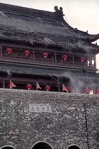Tiles Fall Off the Roof of 600-Year-Old Tower, Sending Tourists Scrambling