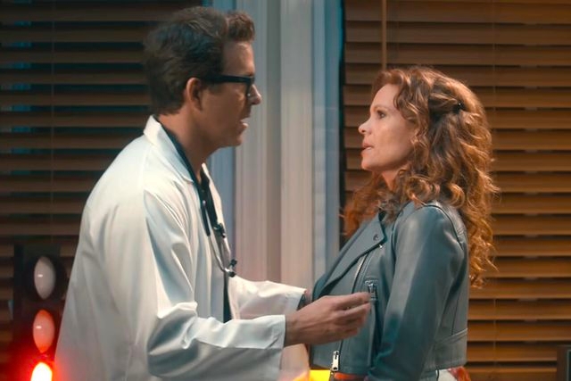Ryan Reynolds Goes in for a Kiss with Sister-in-Law Robyn Lively in 'Doogie Howser' Spoof