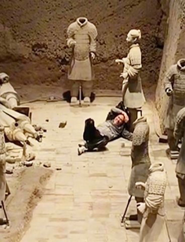 Tourist Leaps into 18-Foot Pit, Damages 2,000-Year-Old Statues Before Being Apprehended