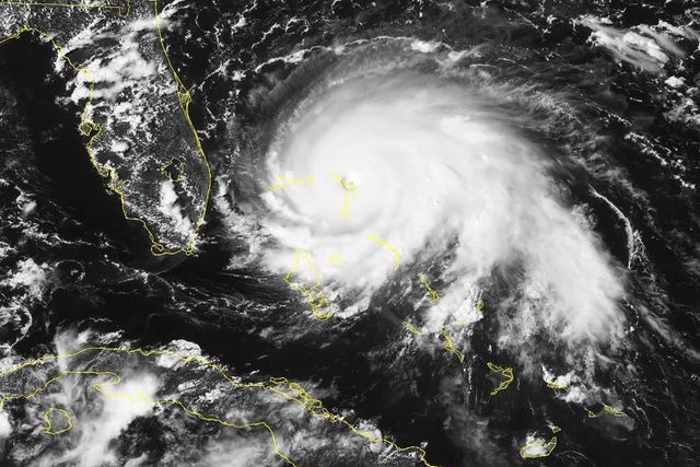 Weatherman Warns Viewers on Live TV That He Might Not Be Able to Accurately Predict Hurricanes This Season. Here's Why