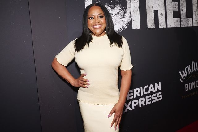 Sherri Shepherd Calls Out 'Unnamed Celebrity' Who 'Forcefully' Accused Her of Throwing Shade at 'Othello' Opening Night