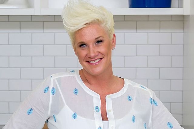 Anne Burrell, Food Network Star and 'Worst Cooks in America' Host, Dies at 55