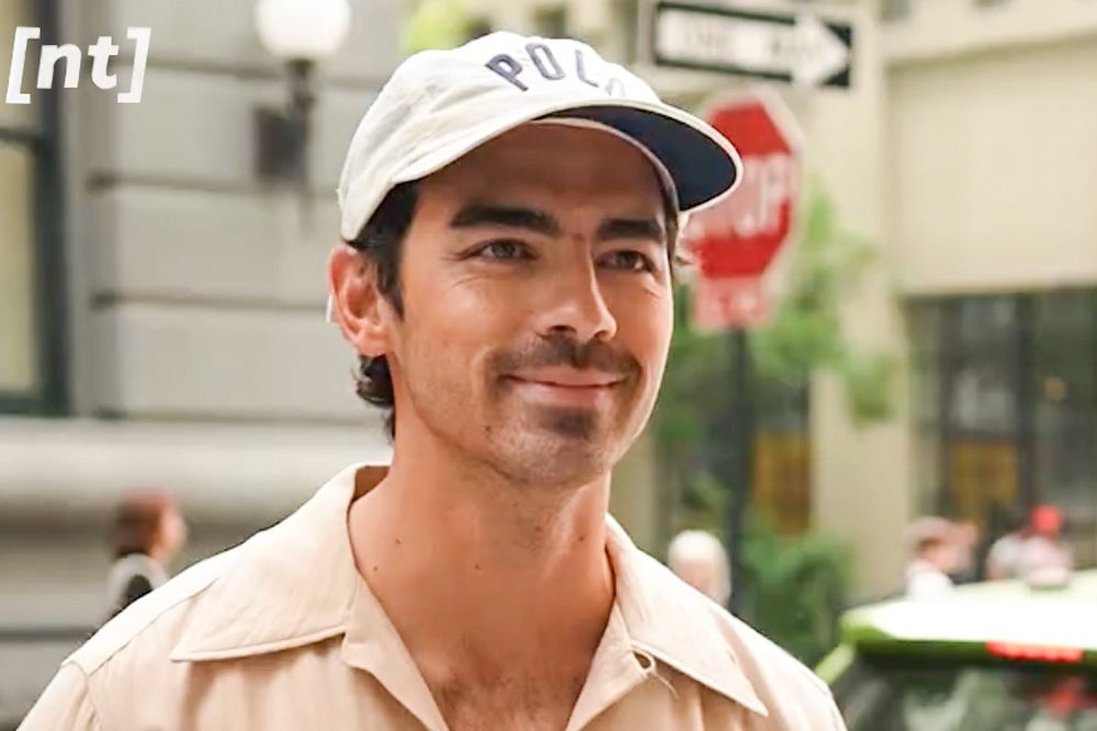 Joe Jonas Reveals He Joined the Mile High Club and Accidentally High-Fived a Flight Attendant in Celebration